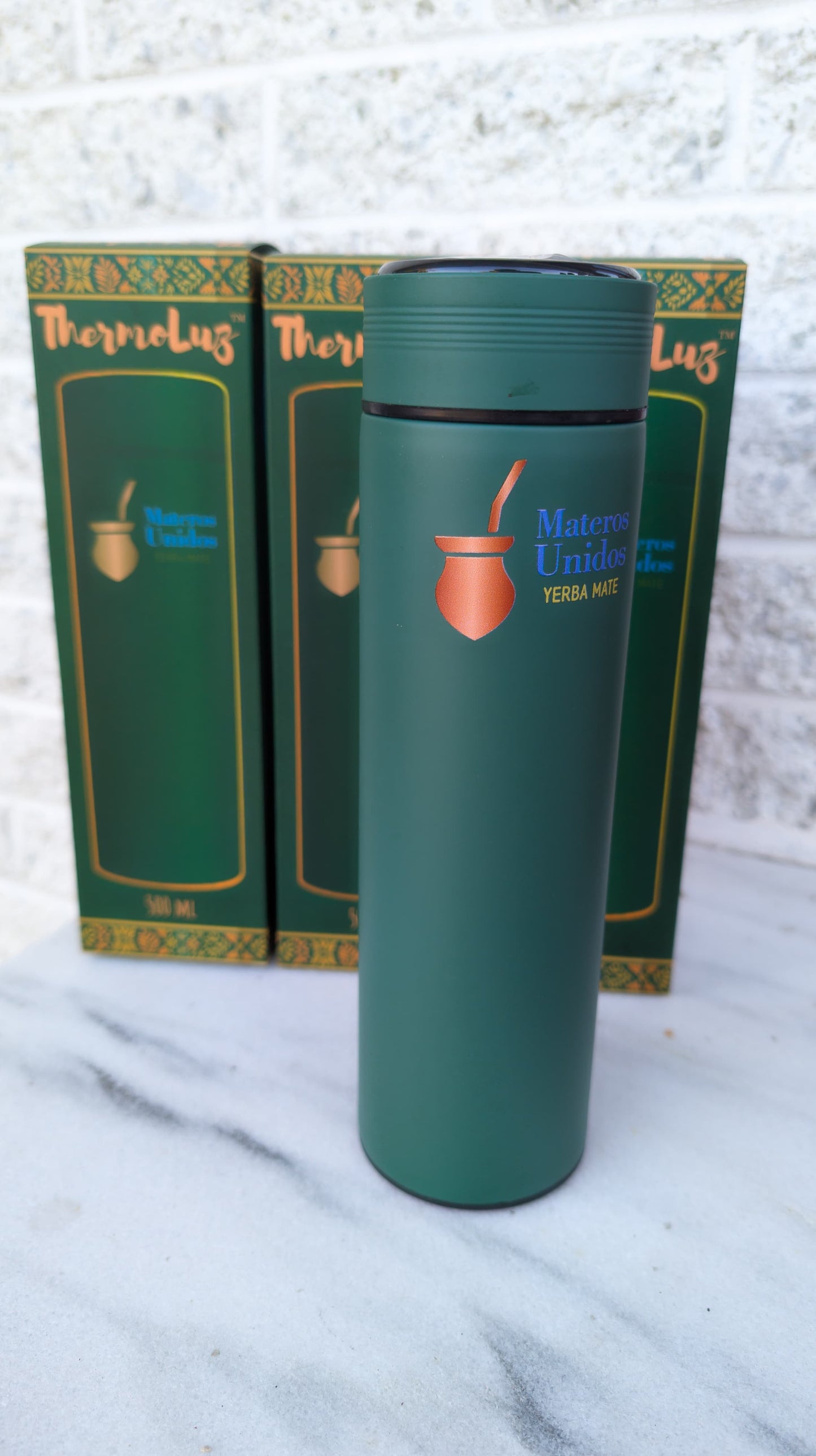 ThermoLuz™ - Smart LED Thermos for Mate & More